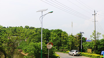 長沙市開福區(qū)沙坪街道漢回村第三期太陽能路燈